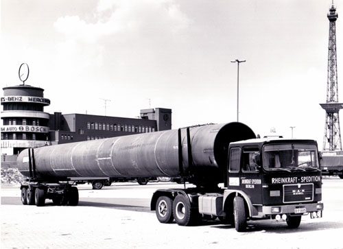 Historischer Rheinkraft LKW